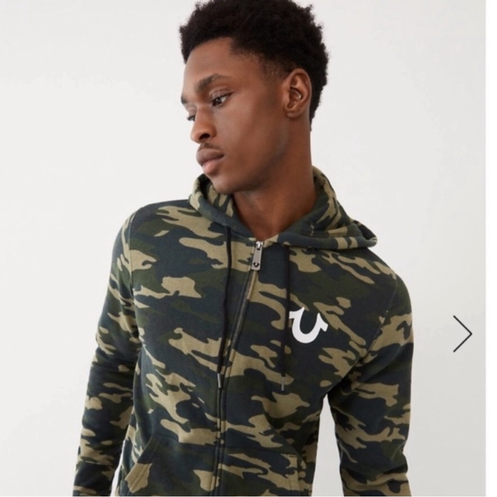 NWT True Religion camo zip up hoodie